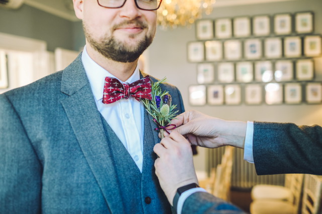 Doppeldecker DC3 tie for groom at wedding